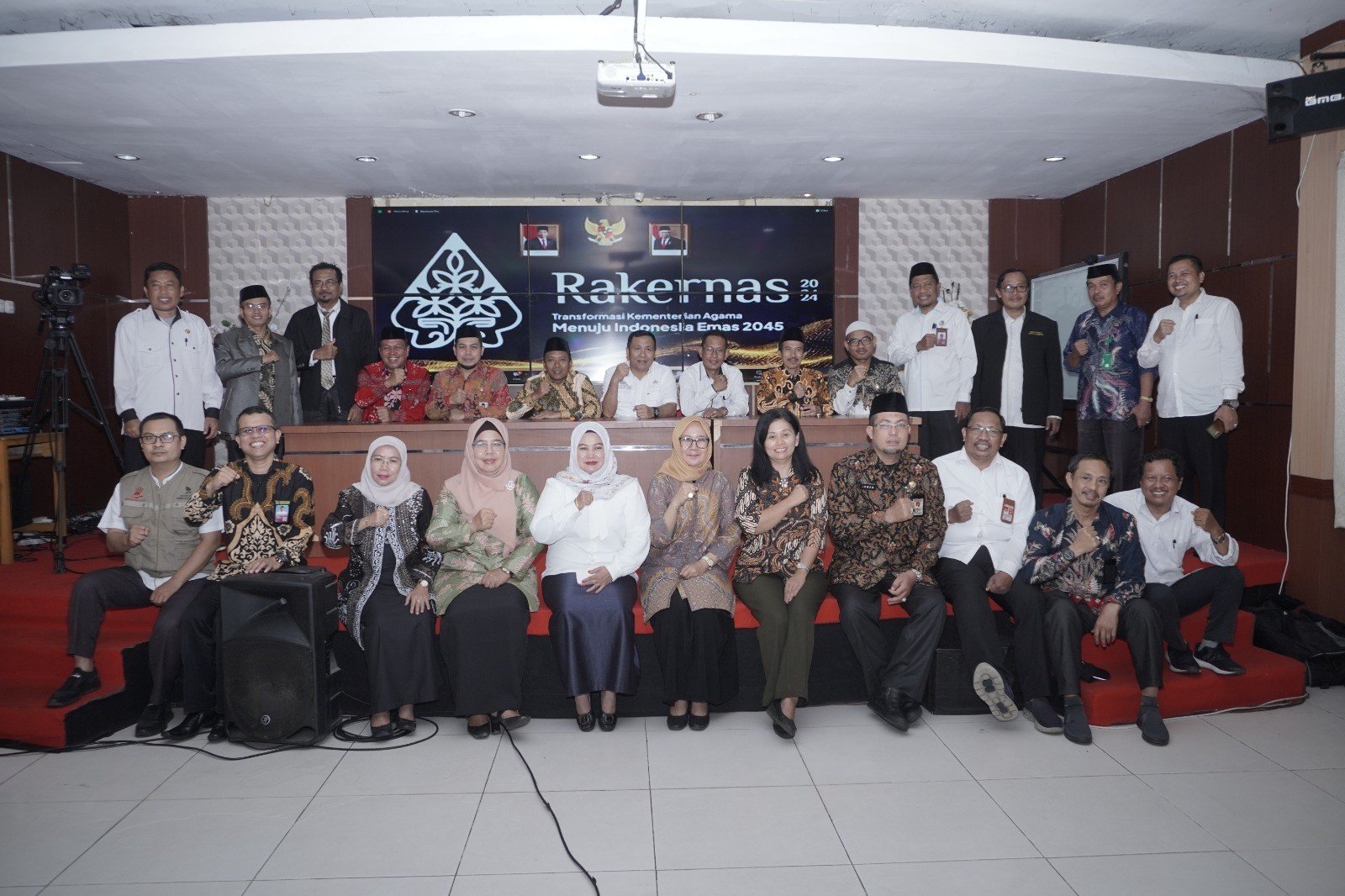 Kementerian Agama Kota Makassar Mengikuti Rakernas via Zoom di MTsN 1 Makassar