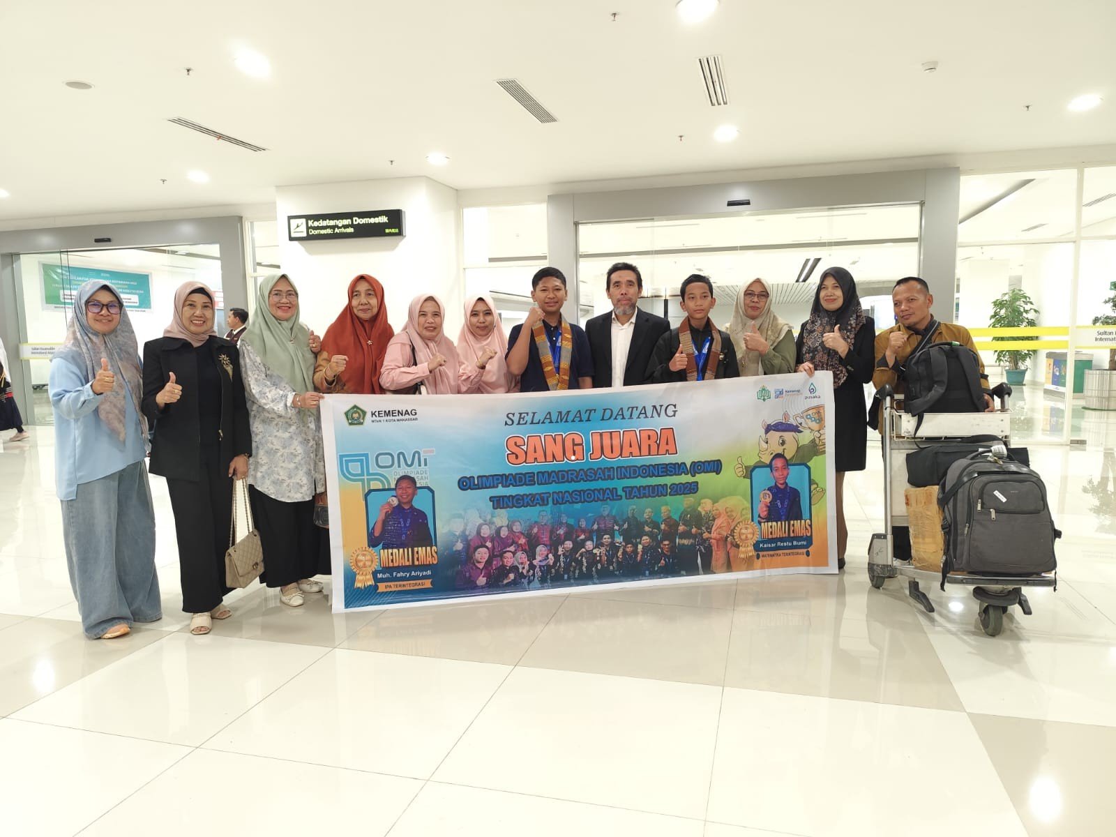 Selamat Datang Rombongan Sang Juara OMI MTsN 1 Kota Makassar