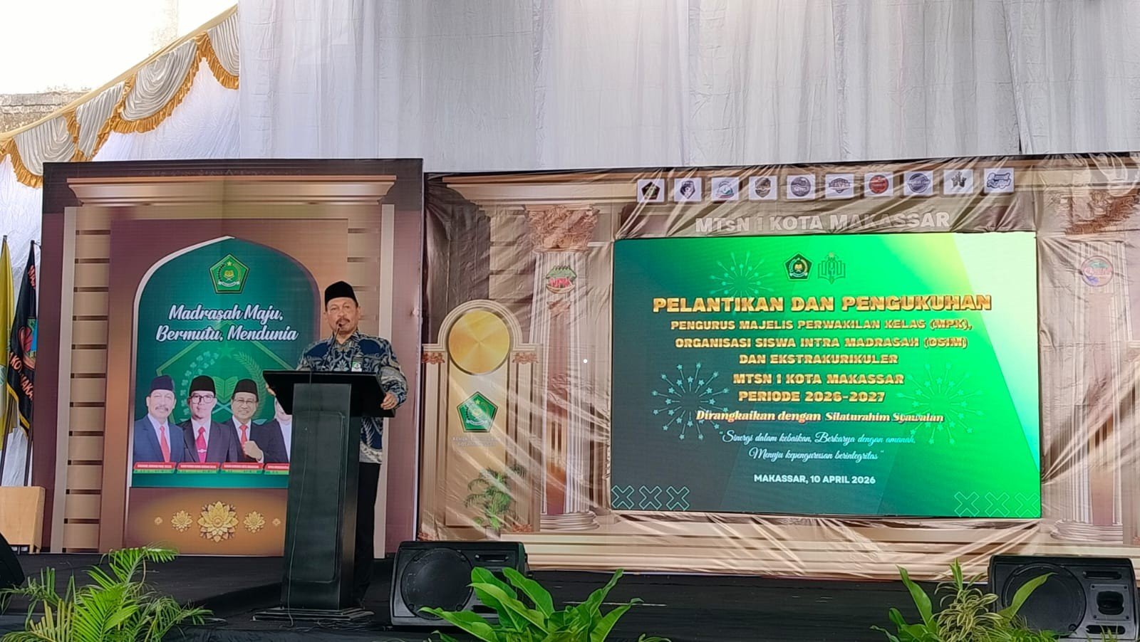 Lahirnya Pemimpin Masa Depan, MTsN 1 Makassar Lantik Pengurus MPK, OSIM, dan Ekskul Periode 2026 - 2027