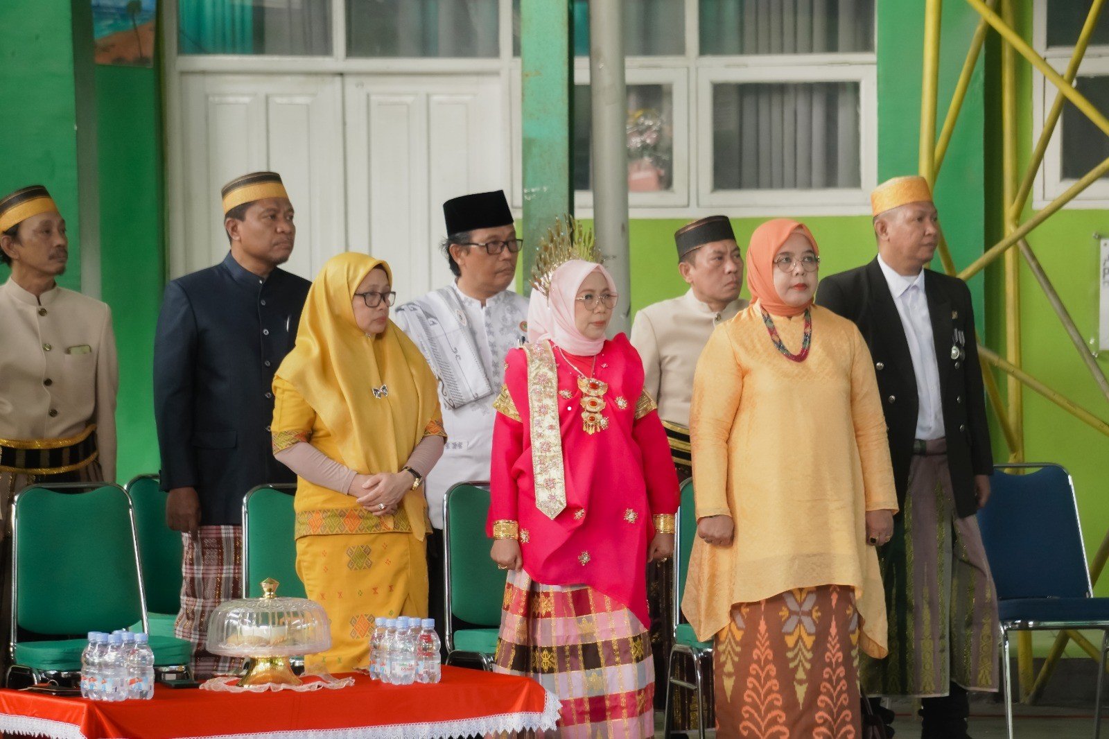 Sinergi Madrasah, MTsN 1 Kota Makassar Ikut Upacara Hardiknas di MAN 2 Makassar